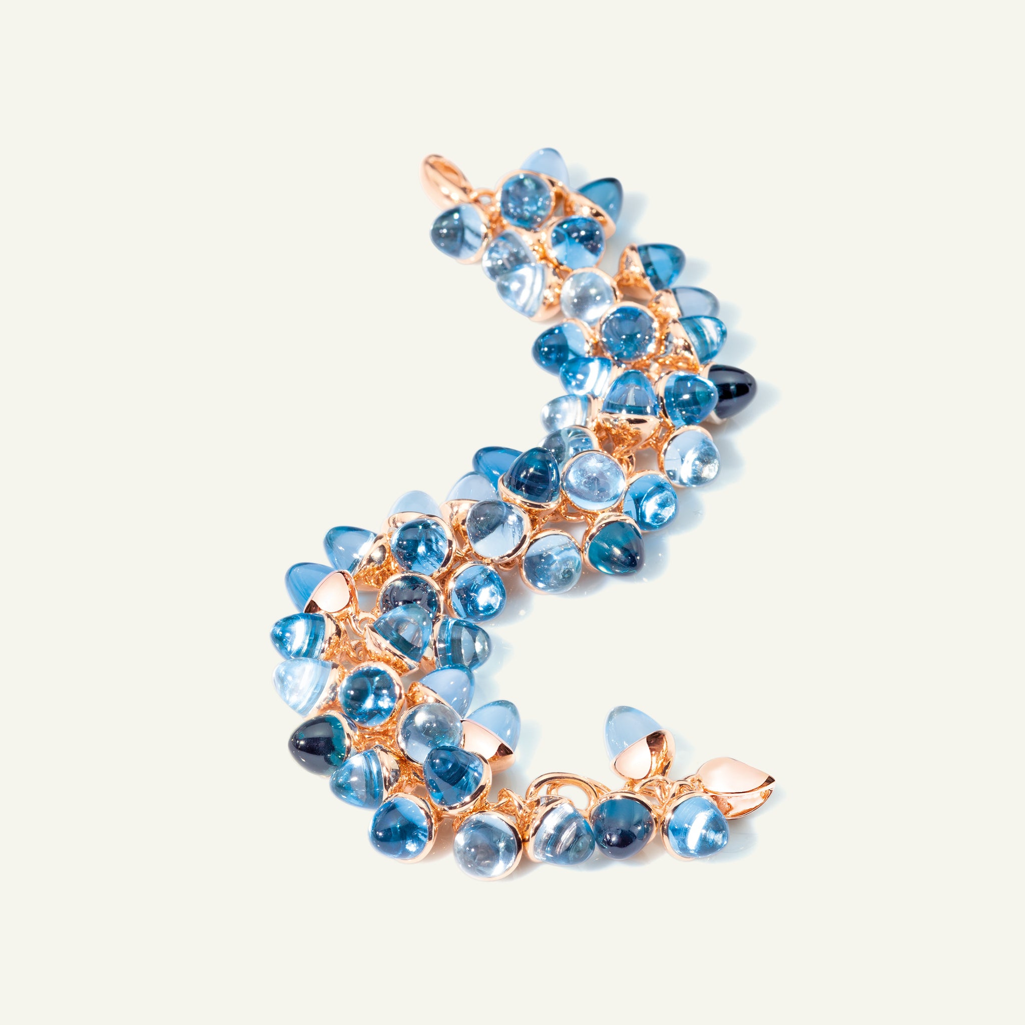 MIKADO Flamenco Armband in 'Sky'