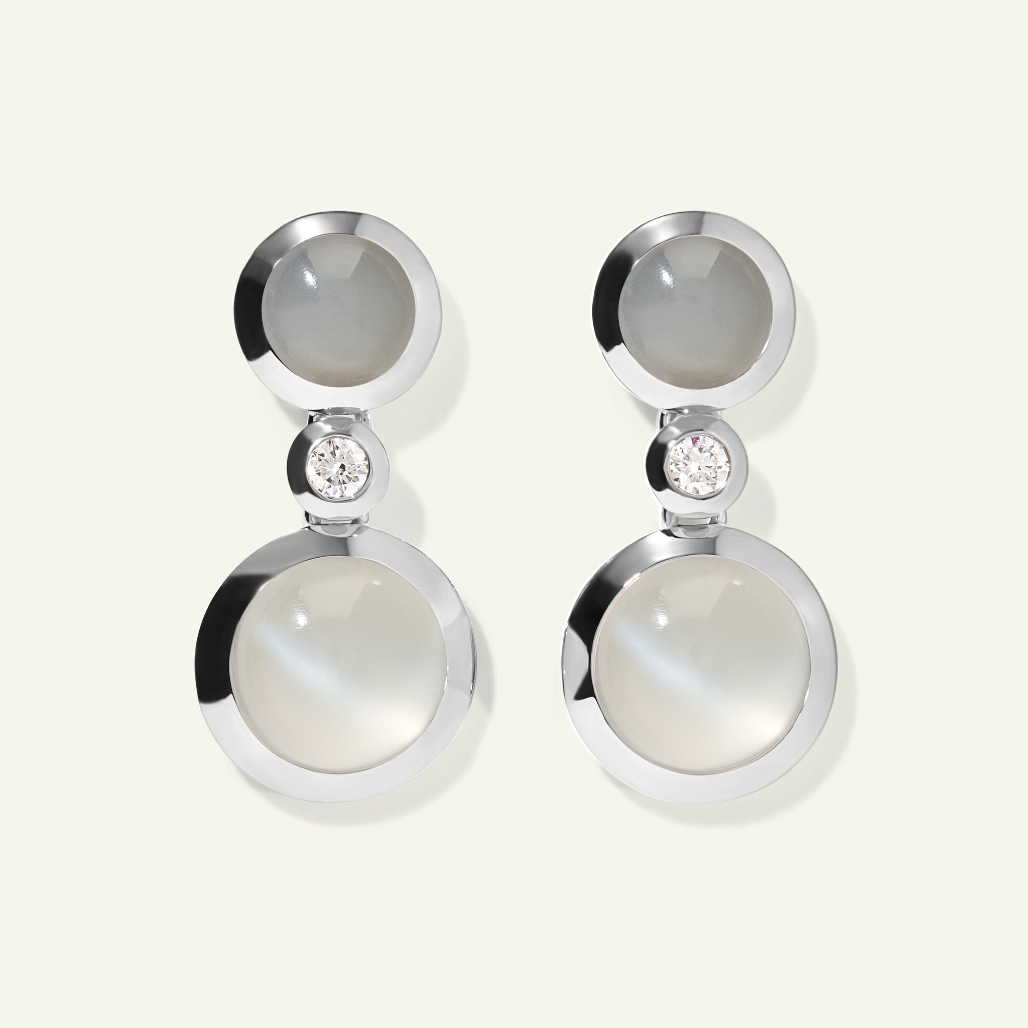 BOUTON 2 Cabochons Earrings in 'Cashmere' with White Diamonds