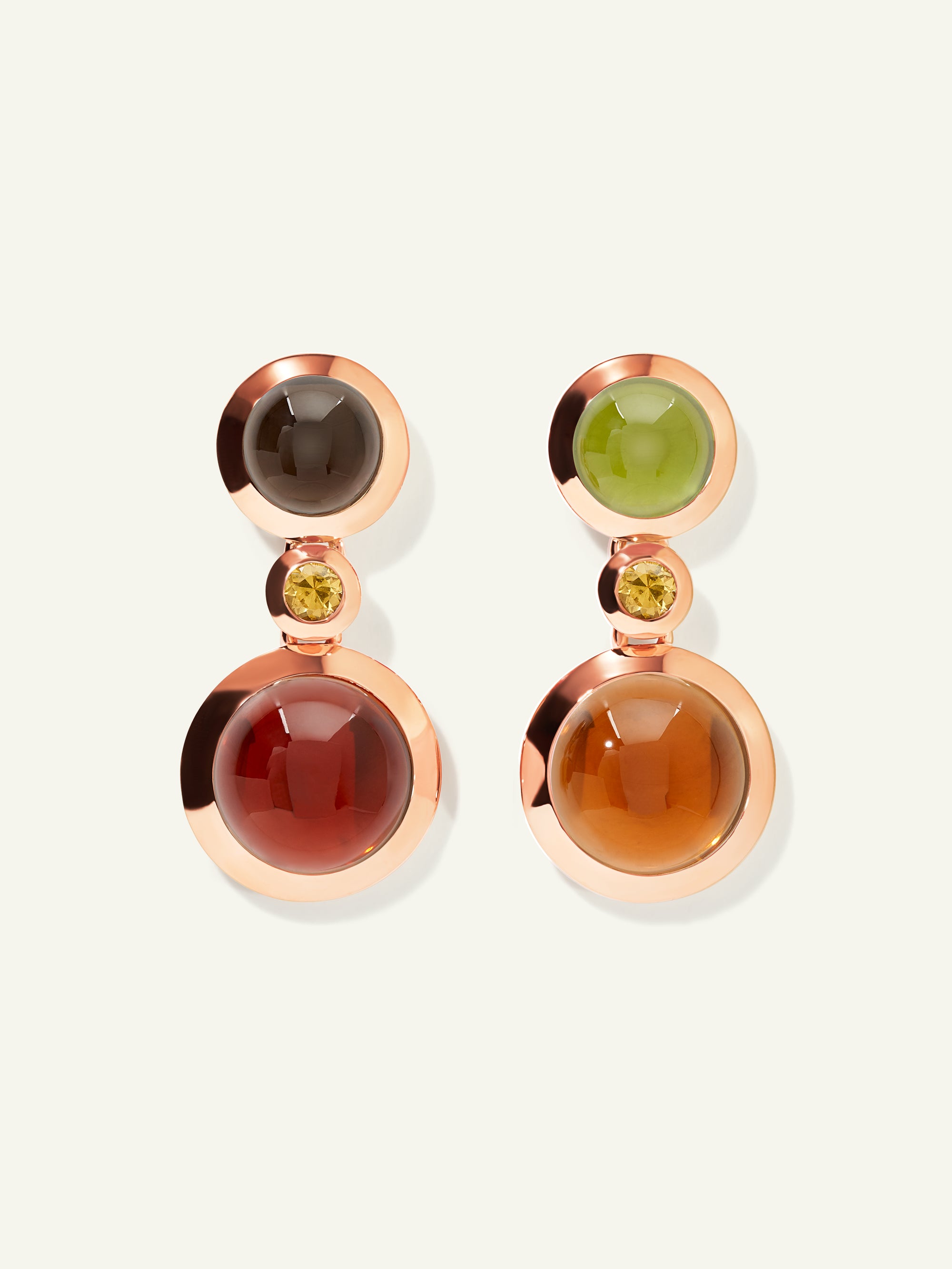 BOUTON 2 Cabochons Ohrringe in 'Indian Summer' mit Saphiren