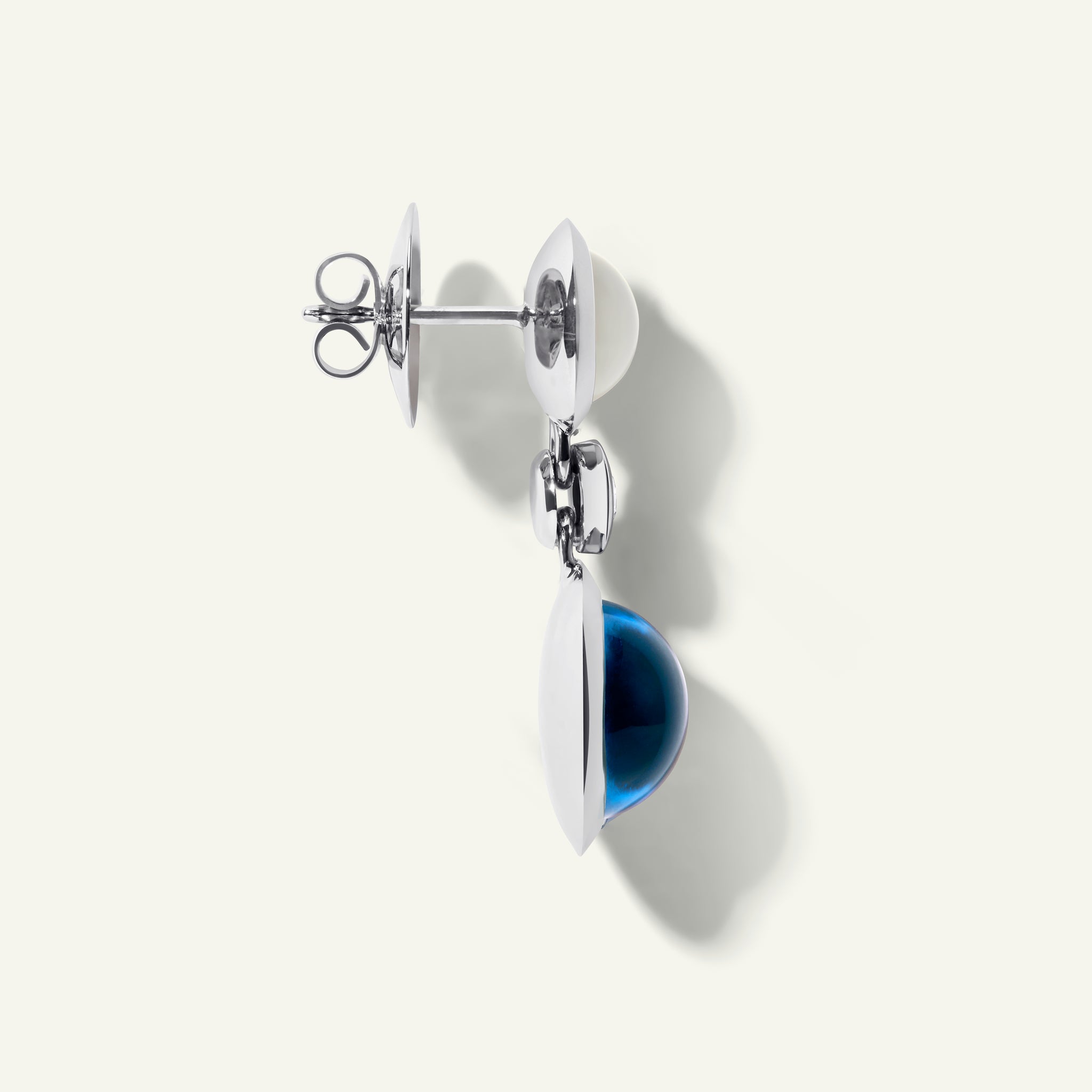 BOUTON 2 Cabochons Ohrringe in 'Ocean' mit Diamanten