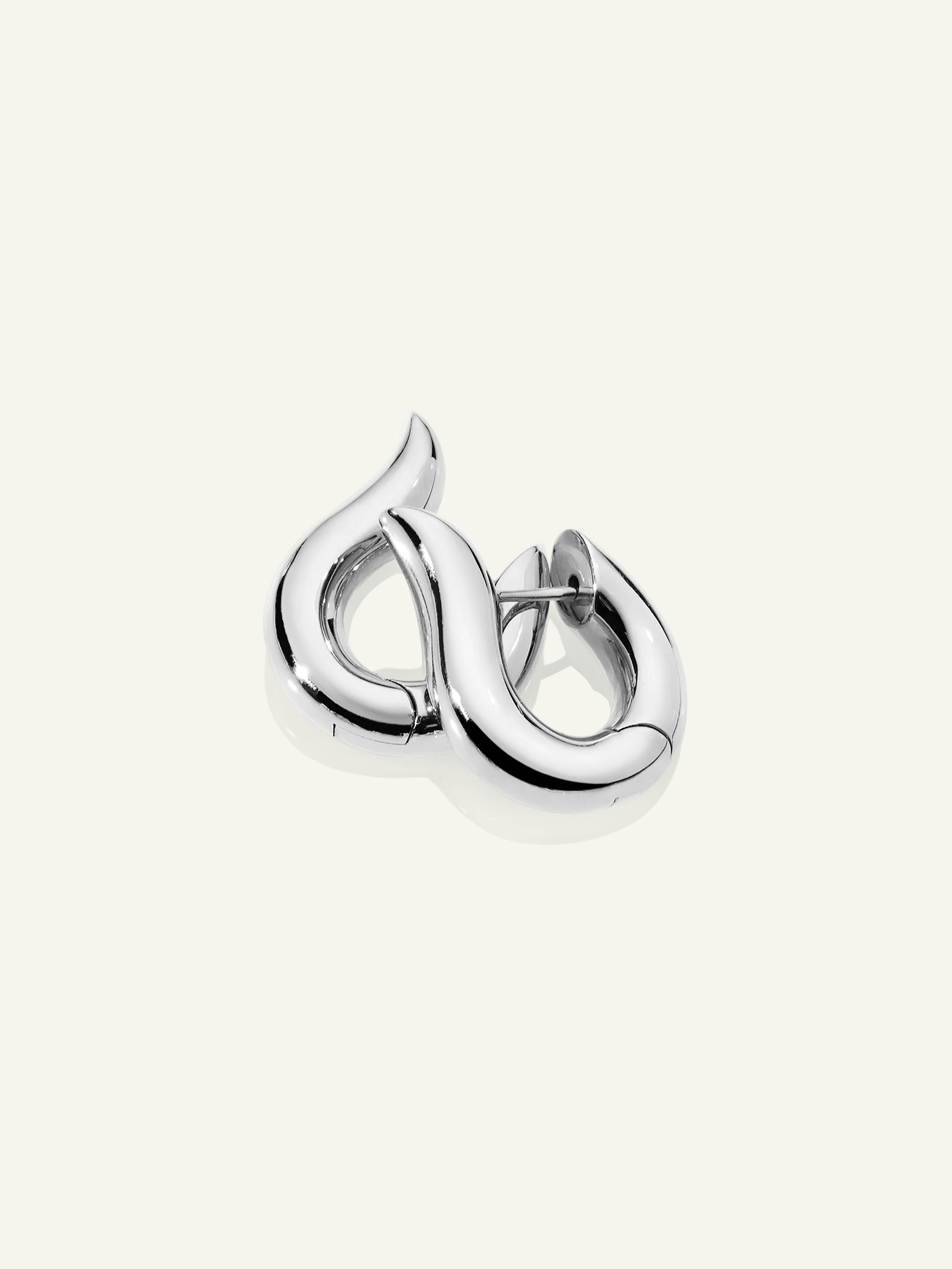 SIGNATURE Large Hoop Earrings