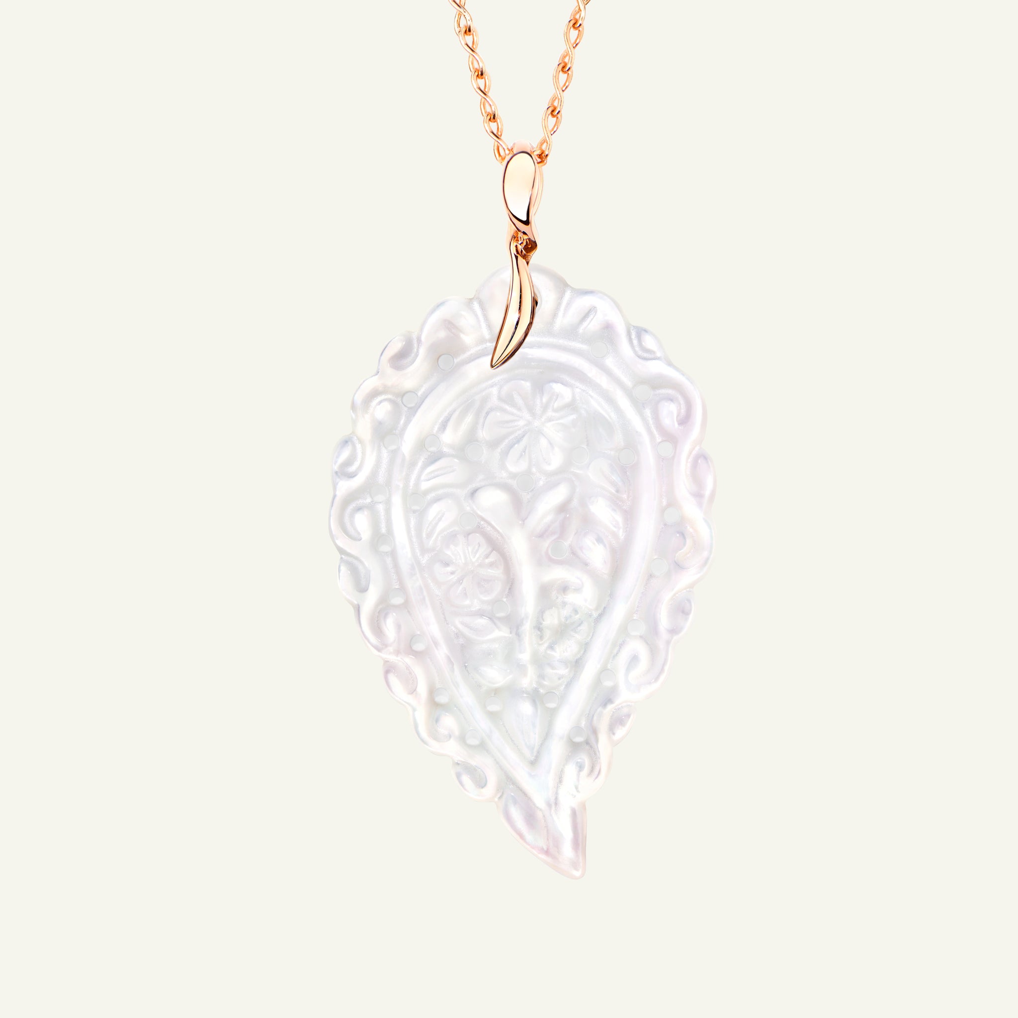 INDIA Large Pendant with Mother of Pearl