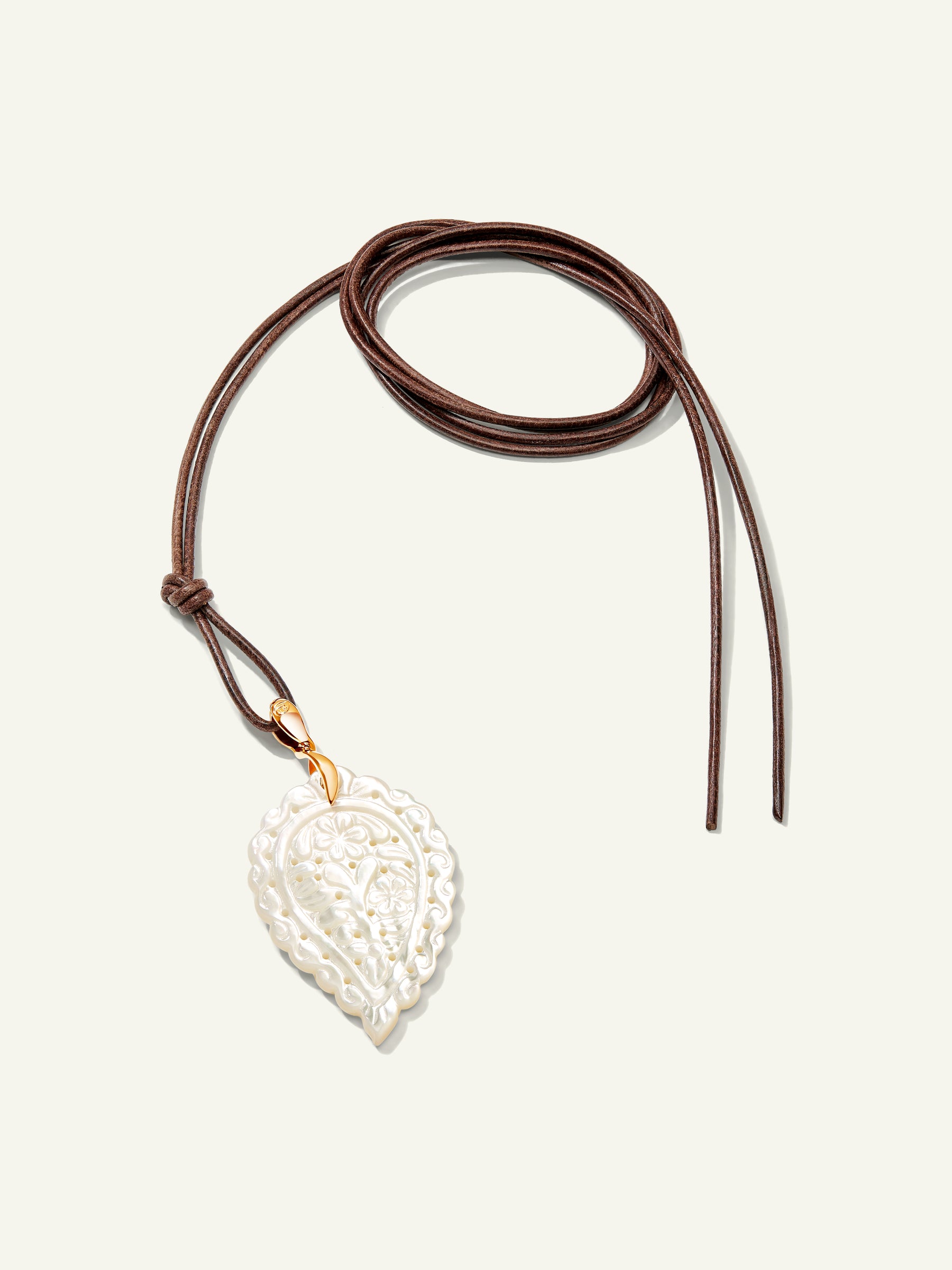 INDIA Medium Pendant with Mother of Pearl