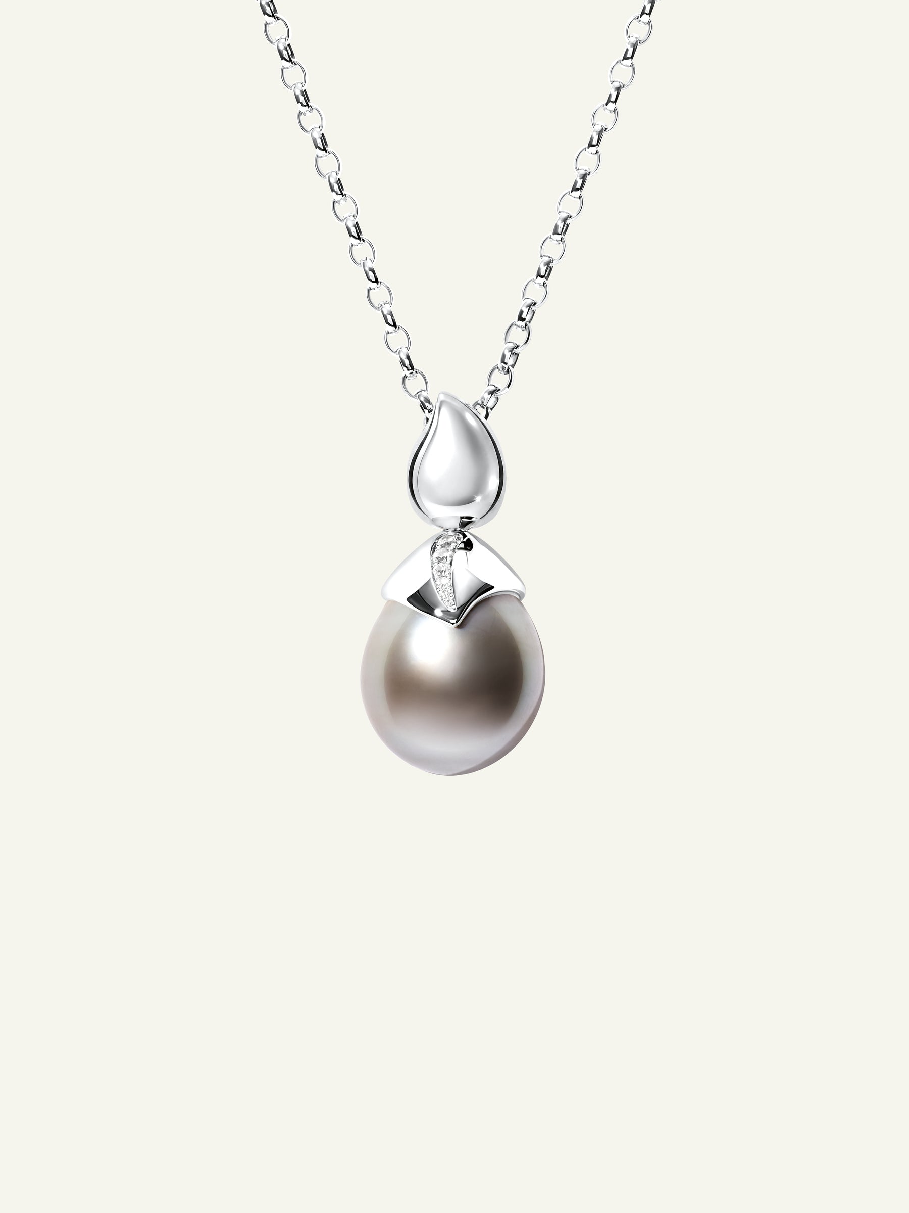 Pendant Tahitian PEARL 15 mm mit Diamant Pavé