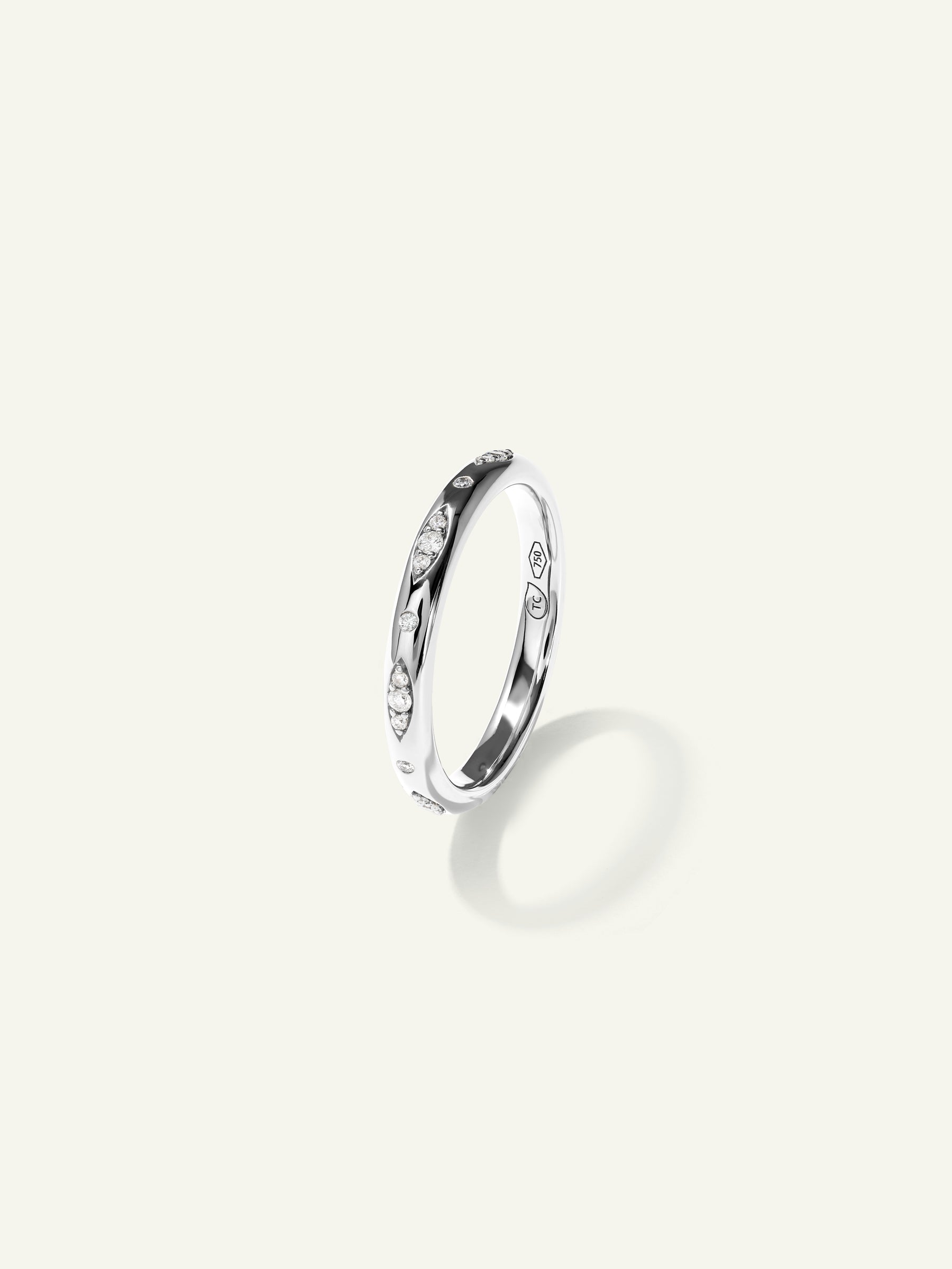 GYPSY Band Ring in 'Classic' Pavé
