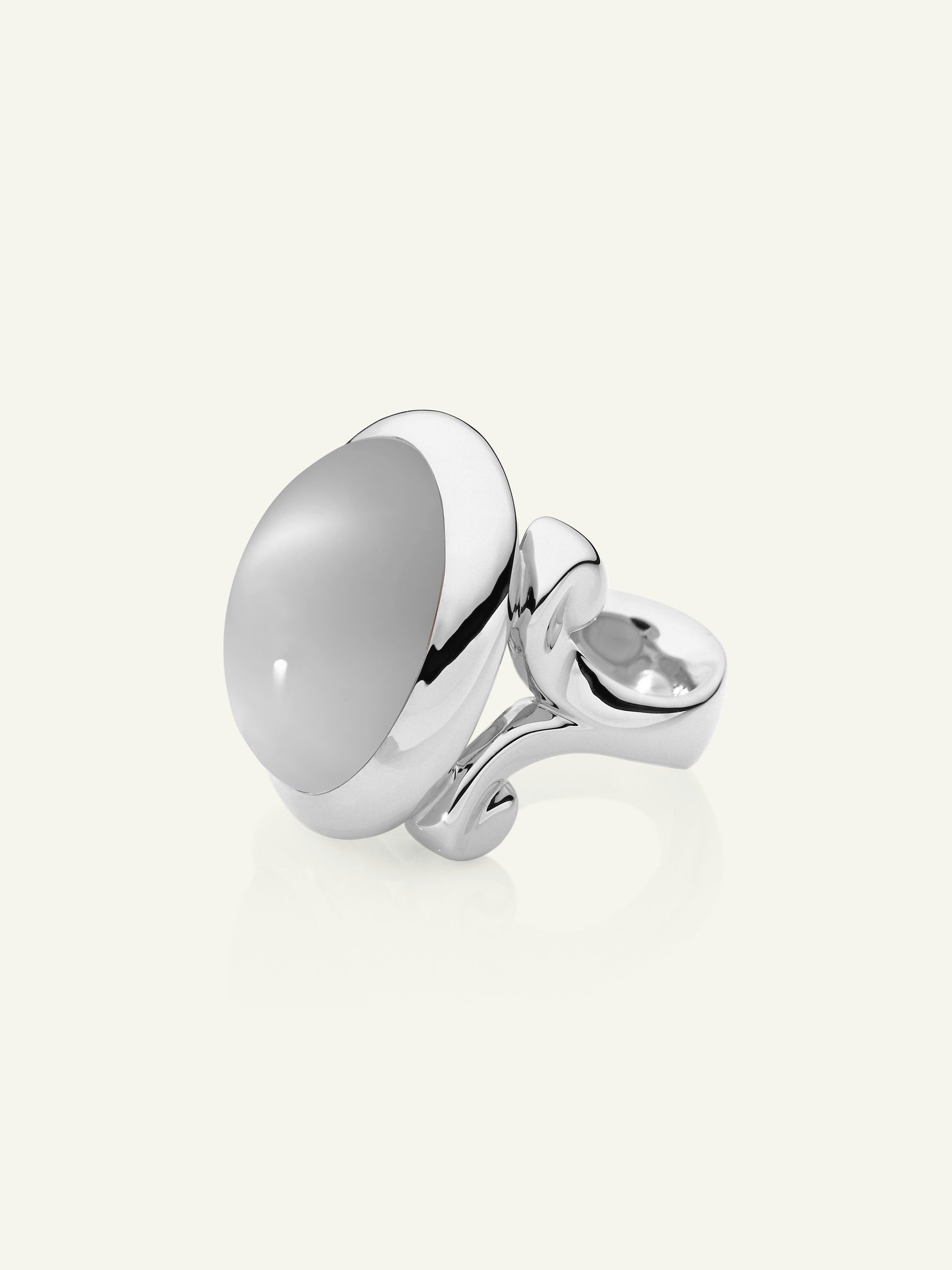 HIPPIE GLAM Large Ring with Grey Moonstone