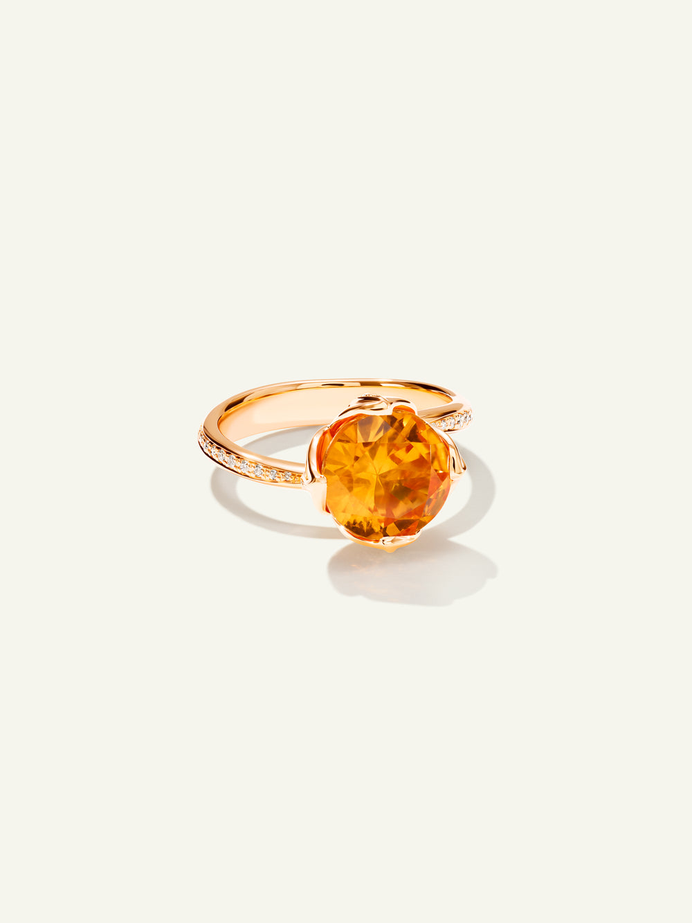 TULIP Ring with Mandarin Garnet and Diamond Pavé