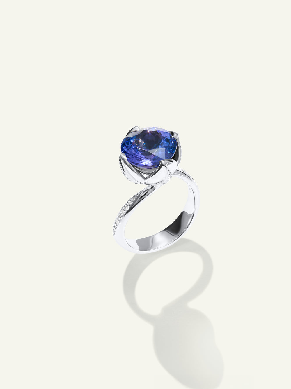 R-TUL-Tan5.2-p-wg | TULIP Ring with Tanzanite