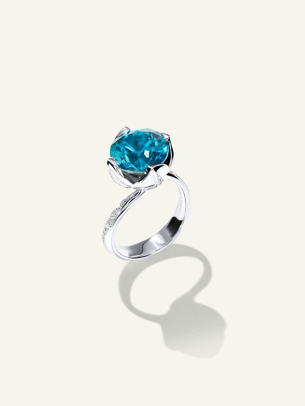 R-TUL-Zir8-p-wg | TULIP Ring with Zircon