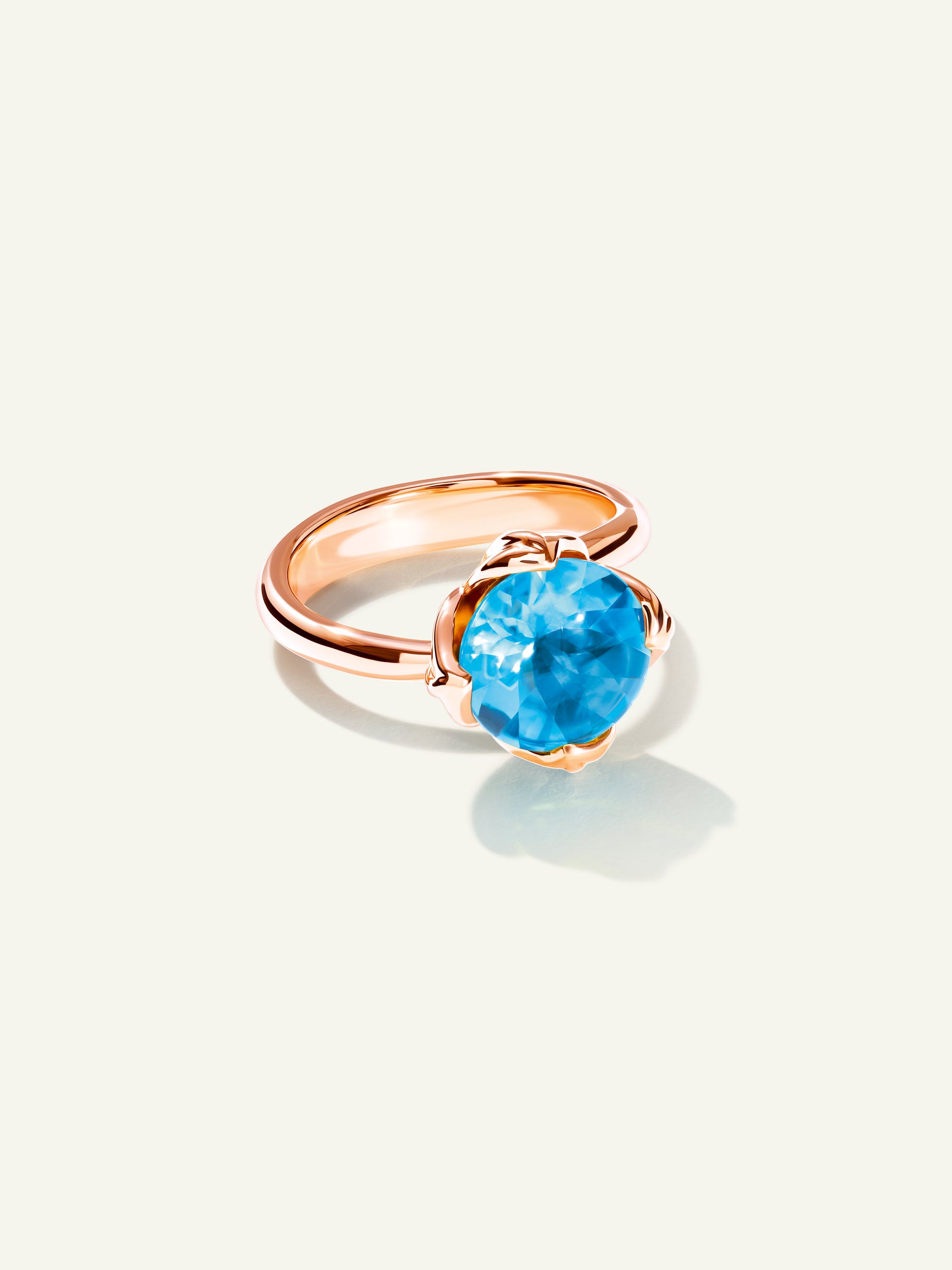 R-TUL-s-ToSw-rg | TULIP Ring Small with Swiss Topaz
