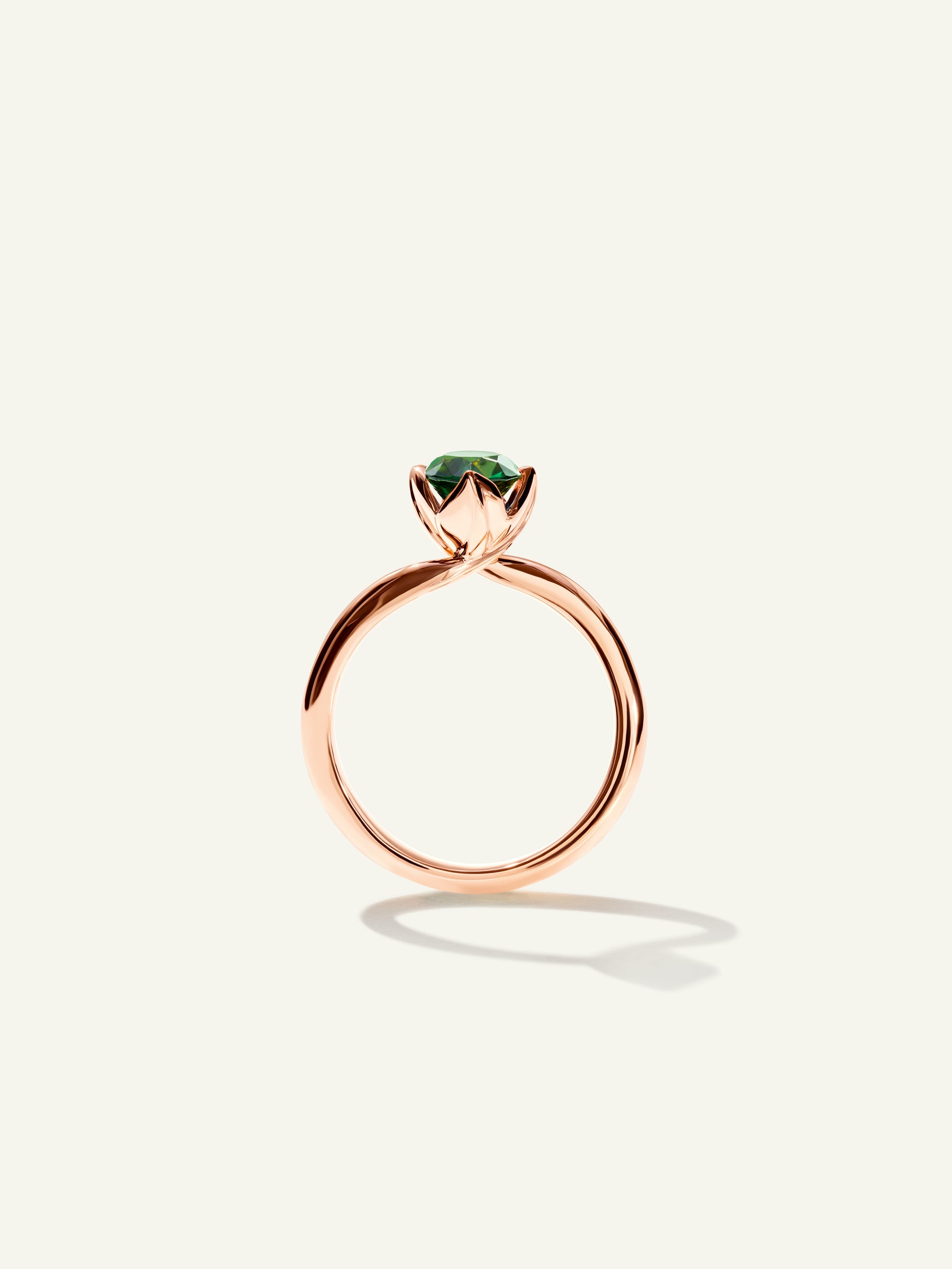 R-TUL-xs-TuGr-rg | TULIP Ring XS with Green Tourmaline