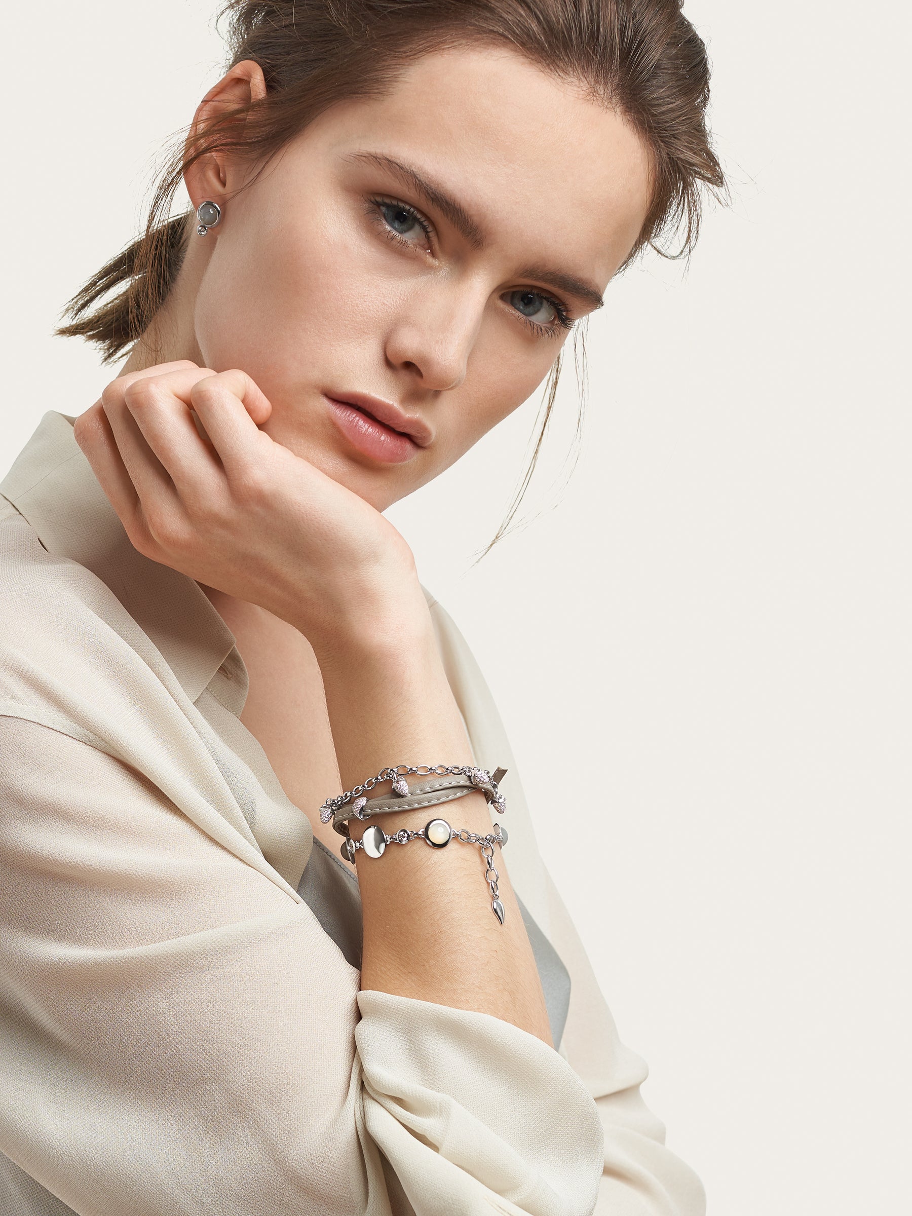 BOUTON Bracelet in 'Cashmere' with White Diamonds