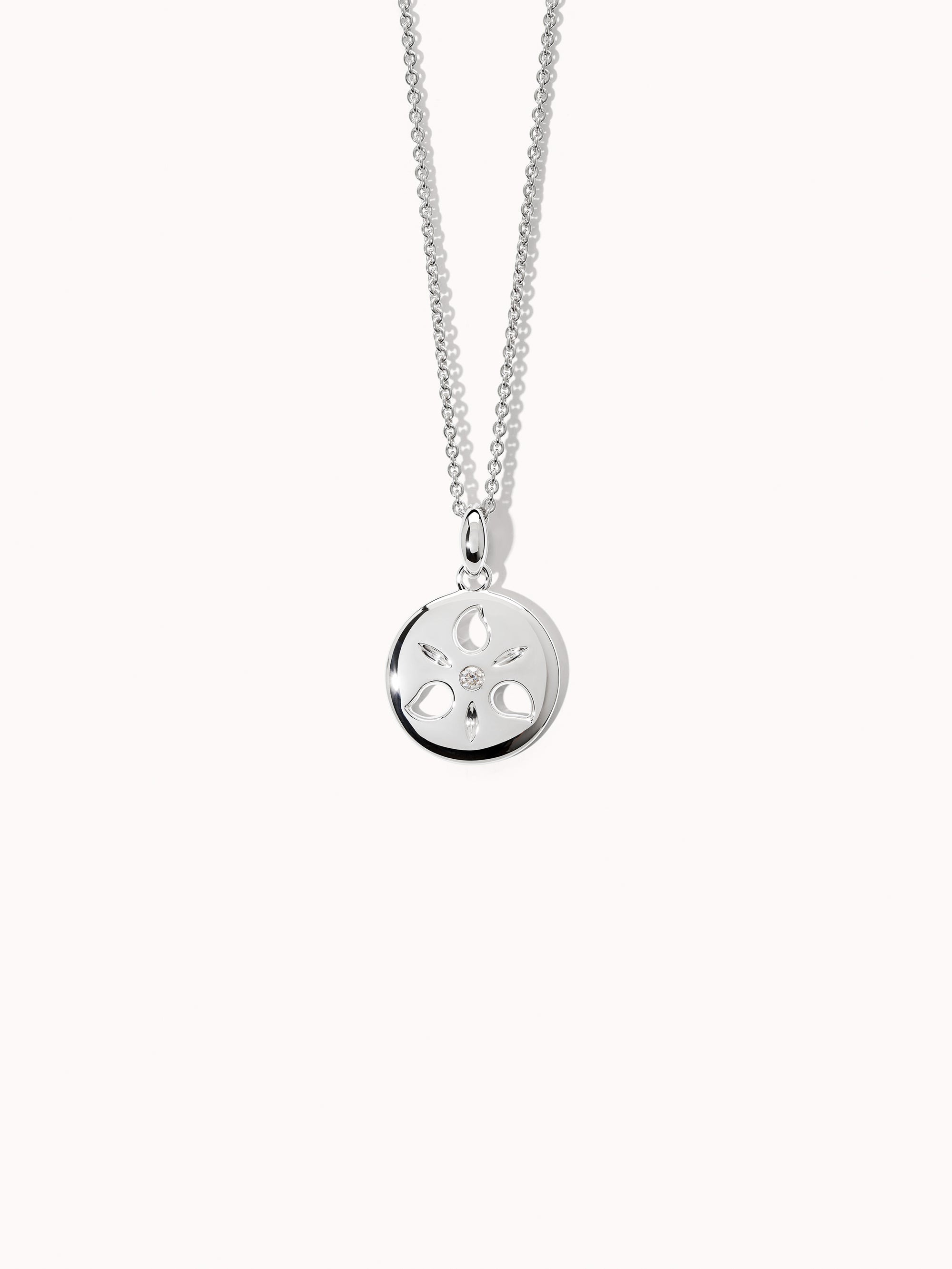 Pendant SAND DOLLAR small 18K white gold